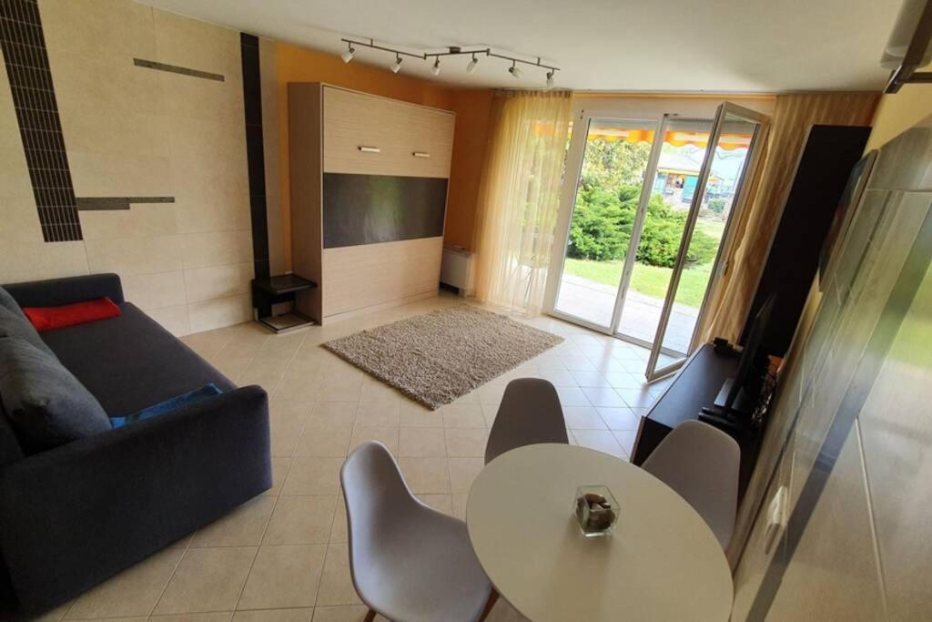 Апартаменти Igenyes 4 Fos Apartman Koezvetlen A Strandnal Чопак Екстер'єр фото